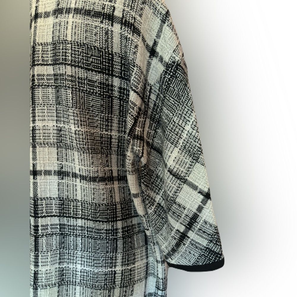 Cynthia Rowley Black and White Plaid Cardigan | EUC | XS - Picture 8 of 11